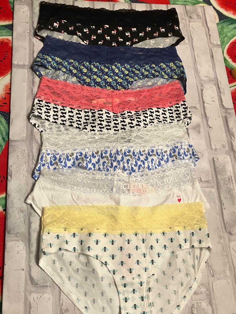 NWT Victoria's Secret Vintage Panty Set of 6 (Medium) - Low Rise Hiphuggers